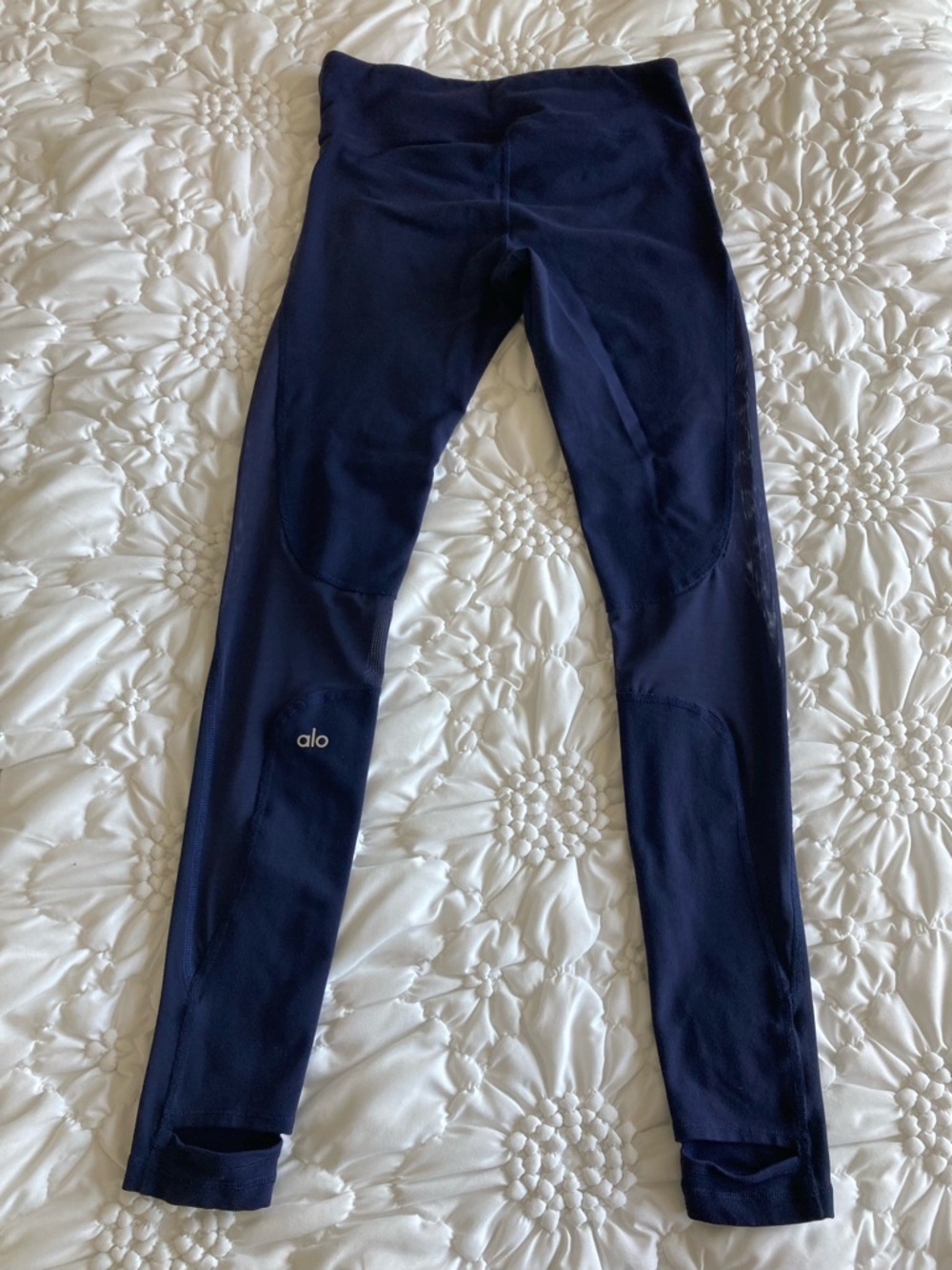 ALO Yoga Navy leggings size medium with sheer mesh inserts